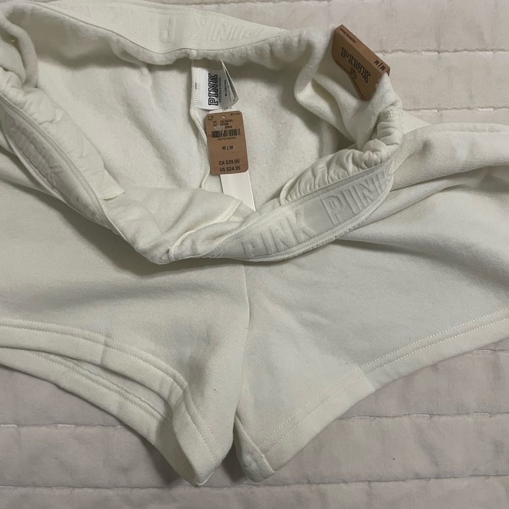 NWT PINK VS ivory Fold over Lounge Shorts Size M